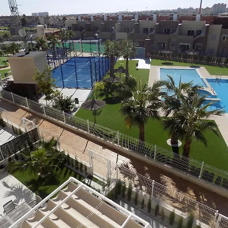 Apto Atico Aguas Nuevas דירה *