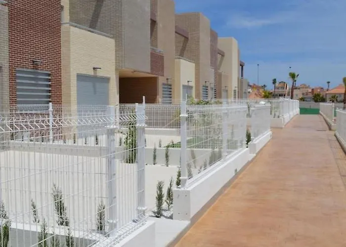 Apto Atico Aguas Nuevas *